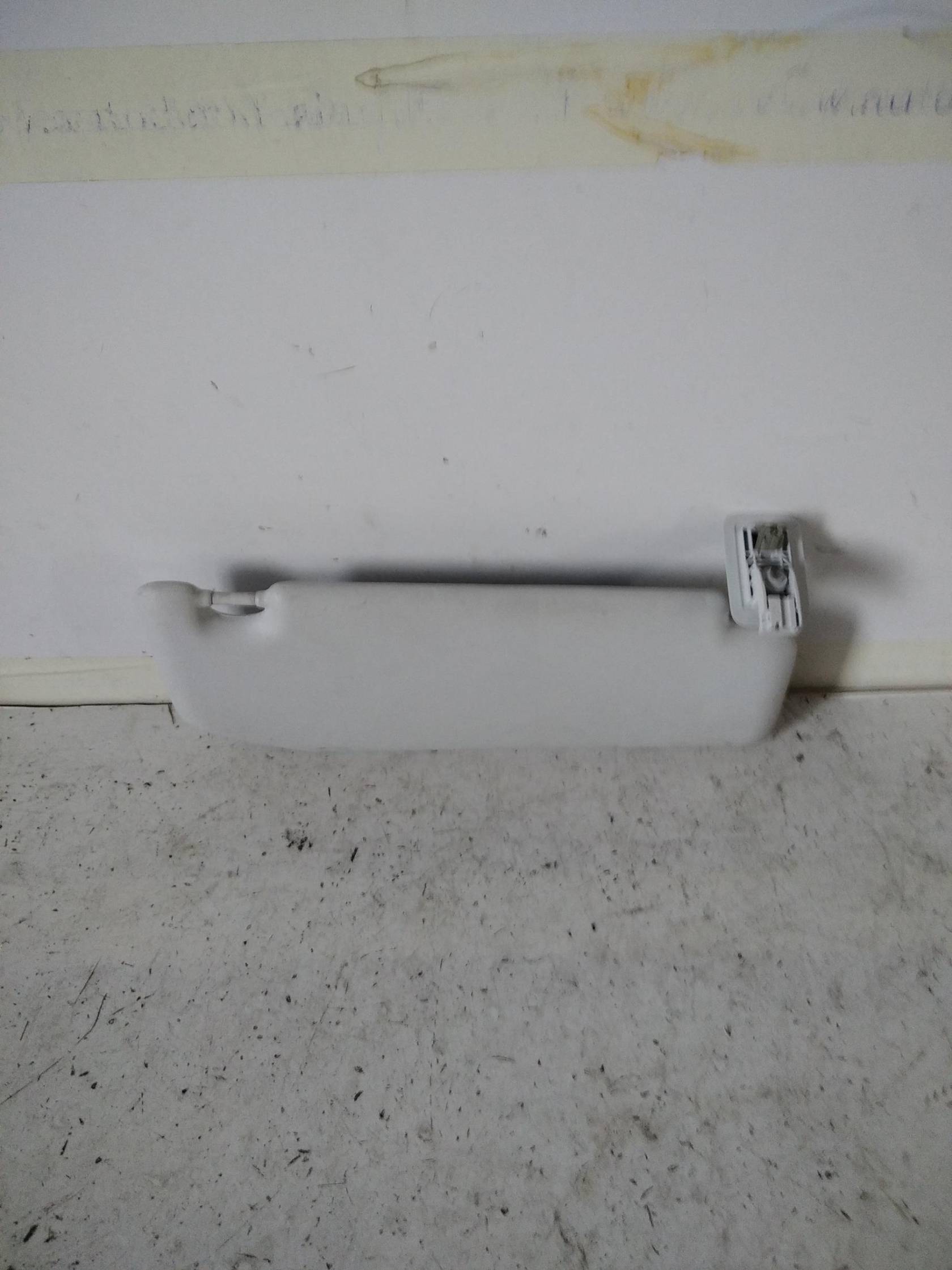 Aletta parasole parabrezza